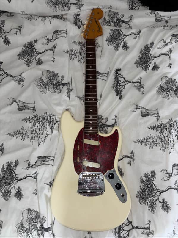 Fender MG-65 Mustang Reissue MIJ | Reverb UK