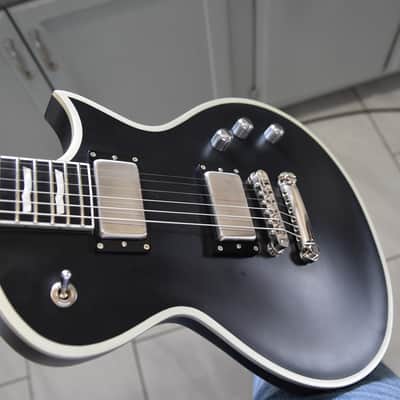 ESP E-II Eclipse BB, 2020, Black Satin with EMG's, Nice condition image 12