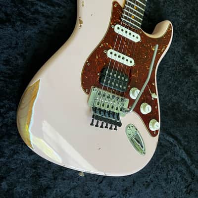 Fender Stratocaster Custom Shop Floyd Rose. Relic’d Shell Pink image 3