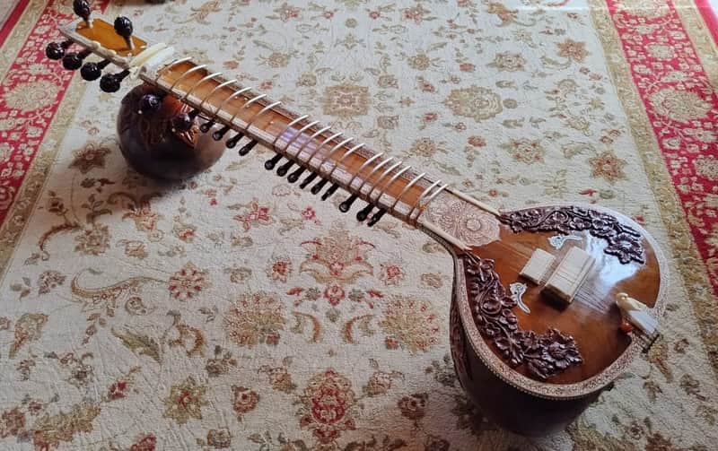 Javid Sitarmaker Javid Sitarmaker Pune Concert Sitar (2023) - Nikhil Banerjee Style (Teak Wood, Double Toomba, Internal Pickup + Fiberglass Case) 2023 - brown image 1