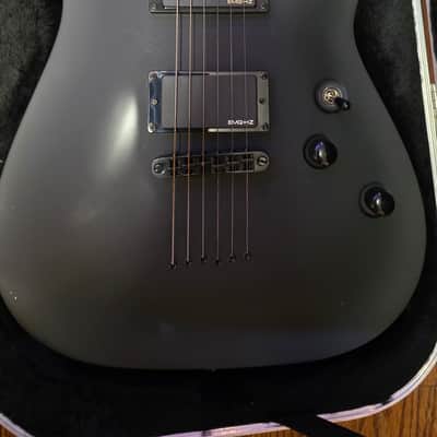 Schecter Damien-6 2005 - 2011 - Satin Black + Hard Case image 2