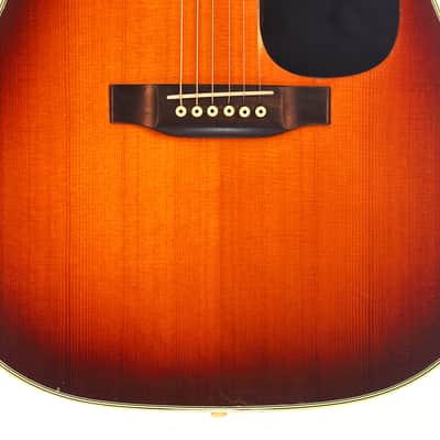 Martin D-28 1975 Sunburst Acoustic Guitar - Rare vintage rarity with legendary Martin sound and unique character - check video! image 4