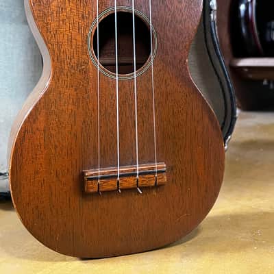 Vintage 1930s Martin Style 0 Soprano Ukulele w/ Vintage Clipboard Case image 2