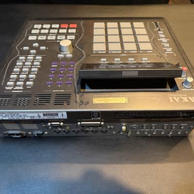 Akai MPC3000LE MIDI Production Center 1999 - 2001 - Black image 17