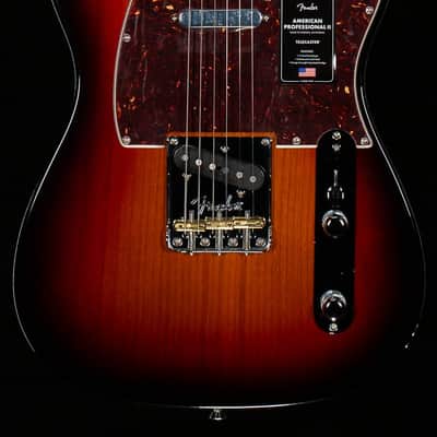 Fender American Professional II Telecaster 3-Color Sunburst Maple Fingerboard (094) image 3