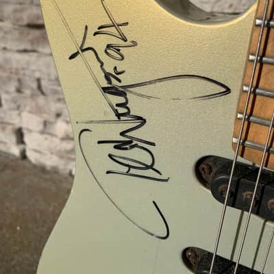Kramer  Pacer Nugent Signed image 5