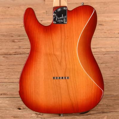 Fender American Deluxe Telecaster Aged Cherry Sunburst 2007 image 3