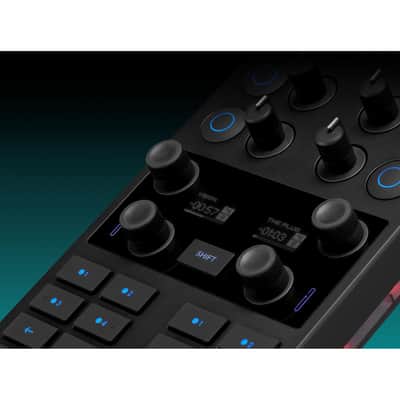 Native Instruments Traktor X1 Portable USB DJ Controller for Effects, Loops and Mixing image 5