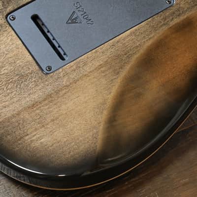 Valiant Soothsayer Charcoal Flametop NAMM Show Piece + COA OHSC (6785) image 16