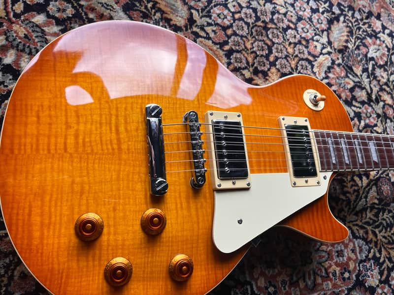 Tokai Als68 - Honey burst image 1