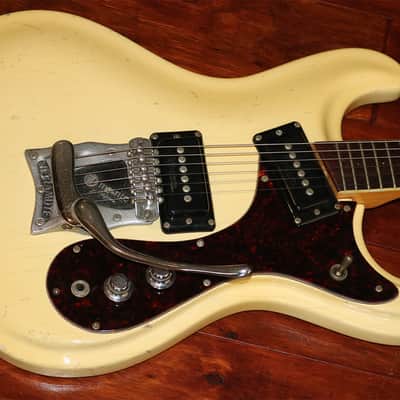 1964 Mosrite "The Ventures" MKI Rare Pearl White image 3