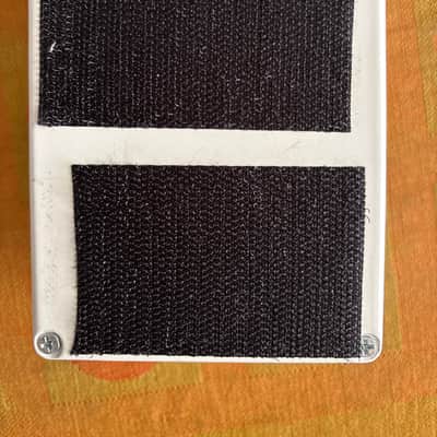 Electro-Harmonix Big Muff Pi with Tone Wicker Distortion / Sustainer 2008 - Present - White / Black / Green image 2