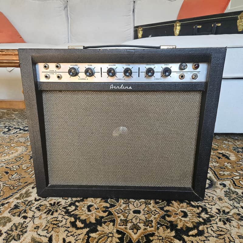 Immagine 1963 Airline Model 62-9013a Amplifier - 1