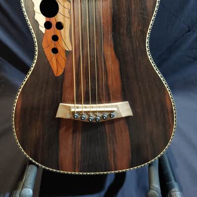 Caramel Guitalele 2019 Natural image 3