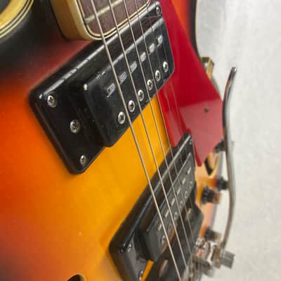 Univox U1825 Coily Hollowbody Electric Guitar Sunburst image 3
