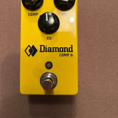 Diamond Comp Jr. 2010s - Yellow image 2