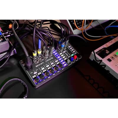 Zoom LiveTrak L-6 10-Channel Mixer & Recorder New - BLACK image 9