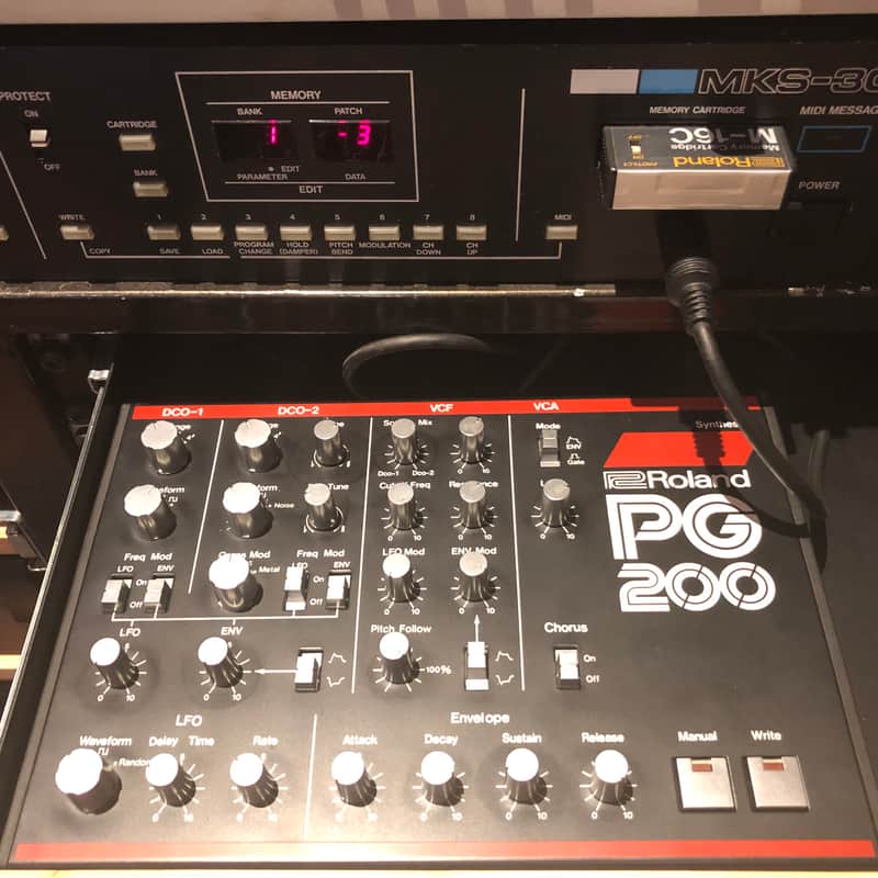 Roland MKS-30 Planet S 1983 with very rare  Roland PG 200 Programmer image 1