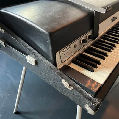 Fender Rhodes Mark I Stage 73-Key Electric Piano 1969 - 1974 - Black Rounded Top image 6