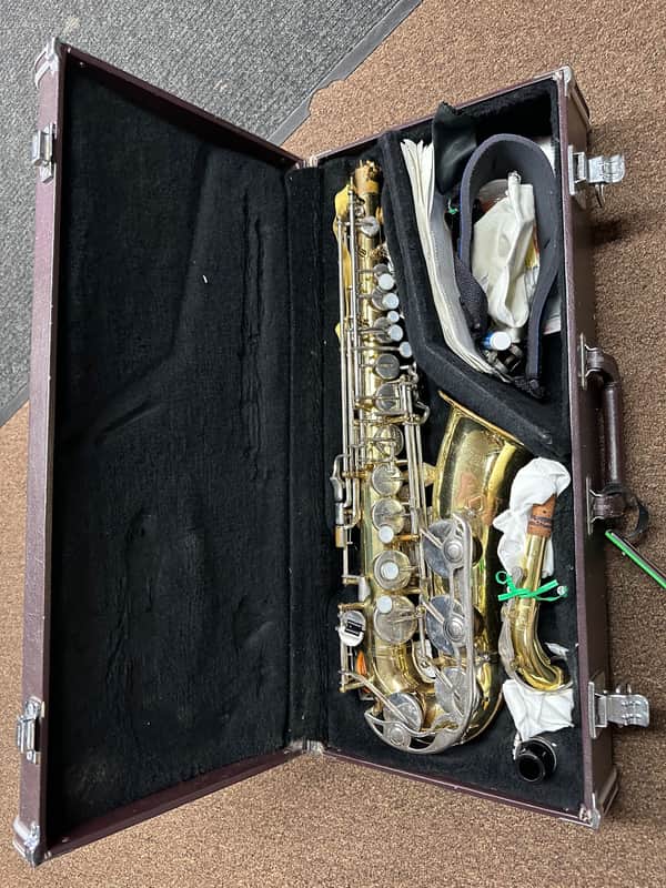Yamaha YAS-23 Alto Saxophone with Hard shell case - USED image 1