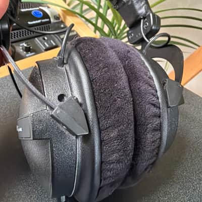 Beyerdynamic DT 770 Pro 250 Ohm 2010s - Black image 3