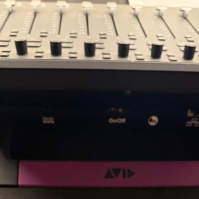 Avid S1 8-Fader EUCON Desktop Pro Tools Control Surface incl. iPad image 5