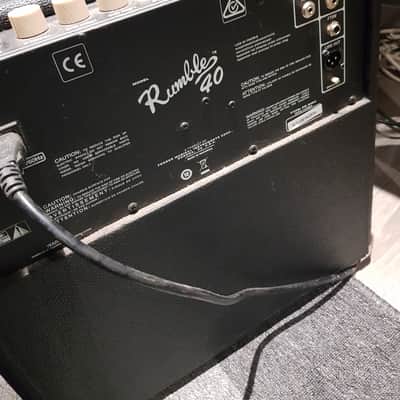 Fender Rumble 40 V3 40-Watt 1x10" Bass Combo 2015 - Present - Black image 2
