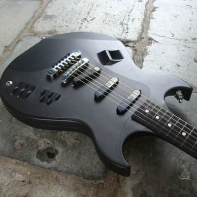 Bond  Electraglide ca. 1984 black image 4