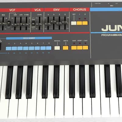1985 Roland Japan Juno-106 Programmable Polyphonic Synthesizer Synth w/ Case image 5