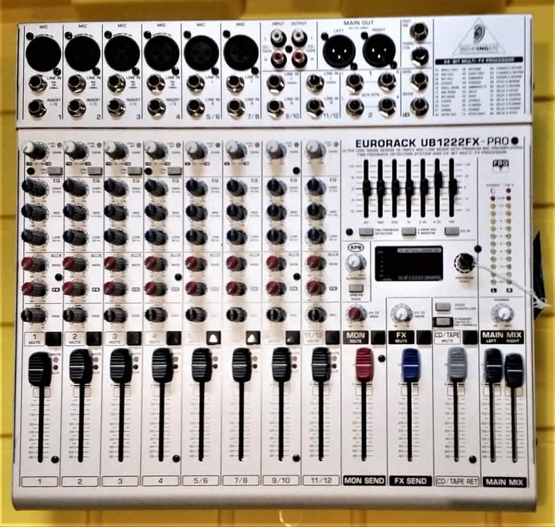 Behringer Eurorack UB1222FX-Pro 16-Input Mic / Line Mixer with