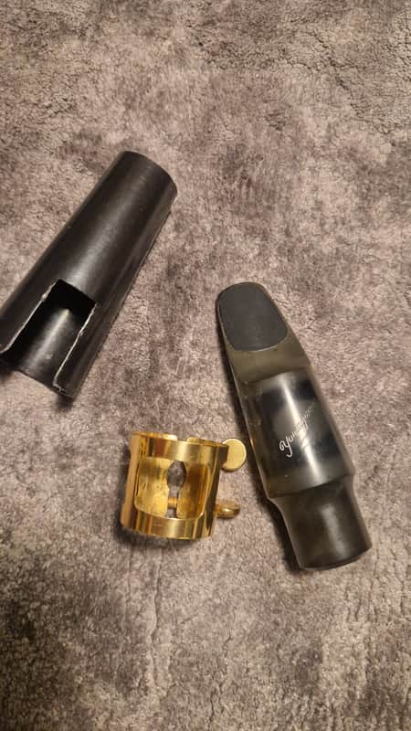 Yanagisawa 6 alto saxophone mouthpiece - rubber image 1