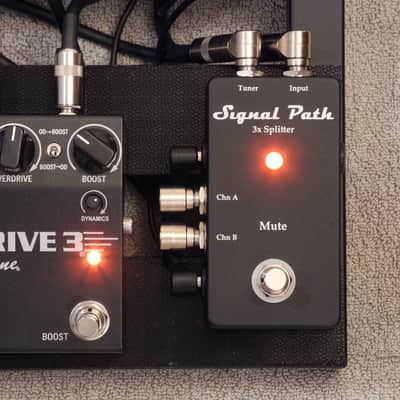 3x Splitter Pedal w/ Mute function for use with TC Electronic, Boss or similar Guitar Tuners image 5