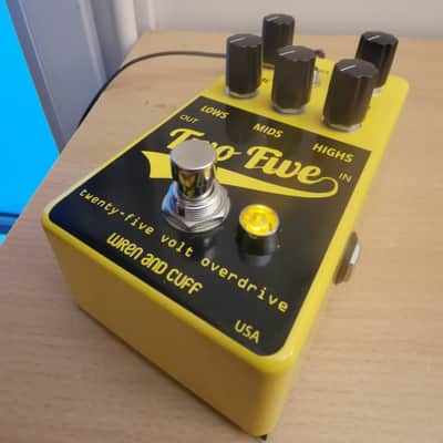 Wren and Cuff Two Five Drive/Boost - Yellow/Black image 2
