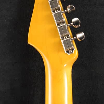 Mint Fender American Vintage II 1965 Stratocaster Shoreline Gold Round-Lam Rosewood Fingerboard image 8