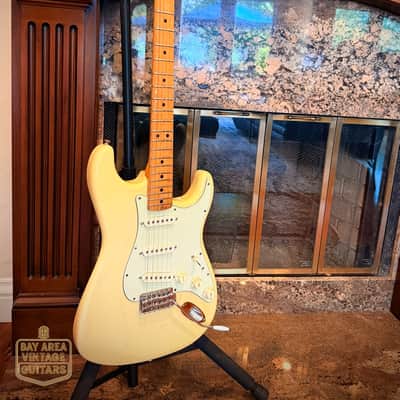 1972-73 Fender Stratocaster - Olympic White w/HSC image 1