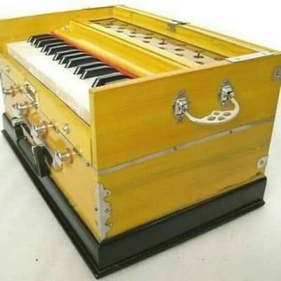 Armonia Musical High Class Sound 4 Stopper Double Bellow 32 Key Harmonium image 4