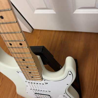 Suhr Pro series S2 - White image 4