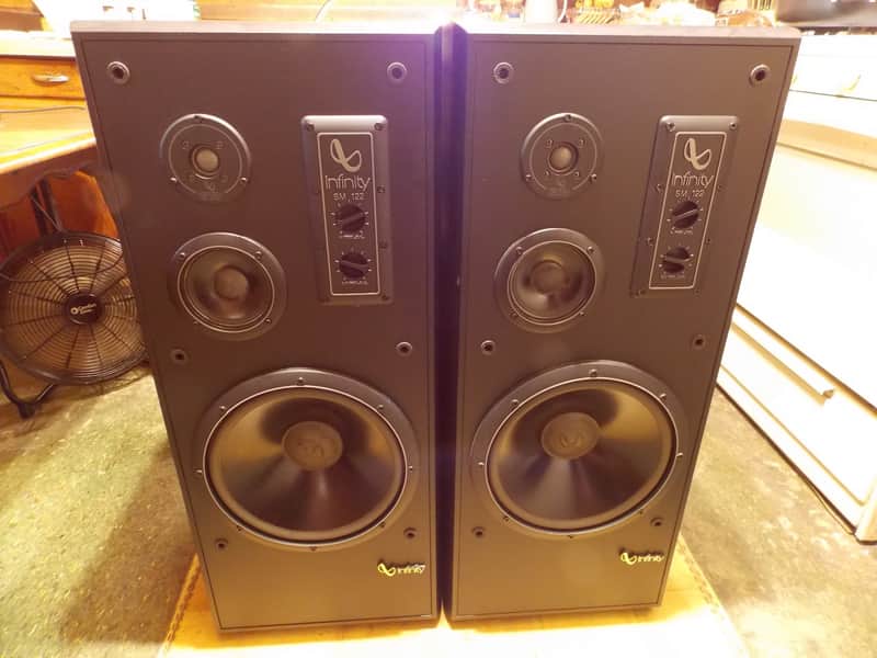 Infinity SM 122 3-Way Floor Standing Speakers Black image 1