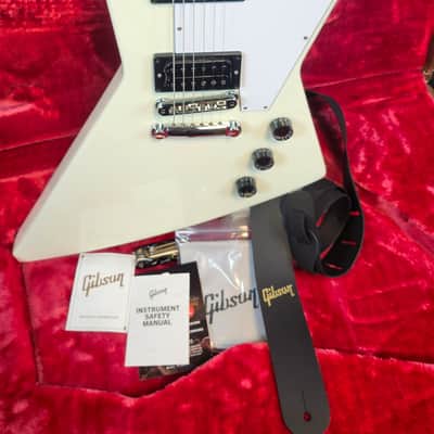 Gibson Explorer 70s, Classic White, w/Vintage Brown Hard Shell Case image 1