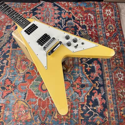 Gibson Flying V '67 Vintage Reissue Classic White - 1999 image 6