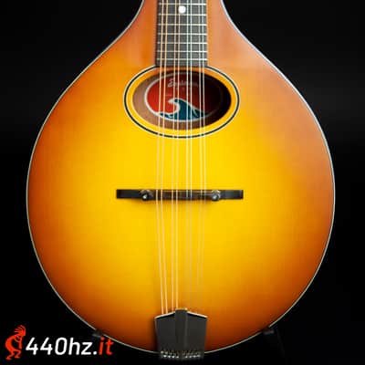 Eastman PCH-M104 A-Style Oval-Hole Mandolin - Goldburst image 2