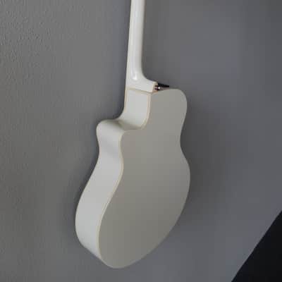 Brand New Yamaha APX600 Acoustic/Electric Guitar with Gig Bag - White image 10