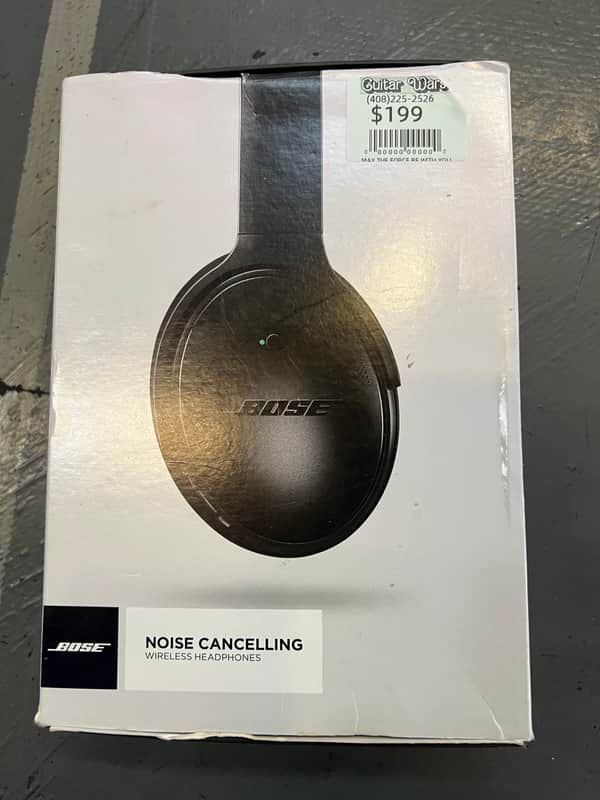 Bose Noise cancelling wireless headphones 2010/2020 - Black image 1