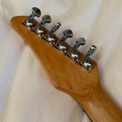 Carvin Bolt SSS Tremolo  - Custom Shop Strat Killer - Made in USA - Natural Alder - Free Pro Setup image 18
