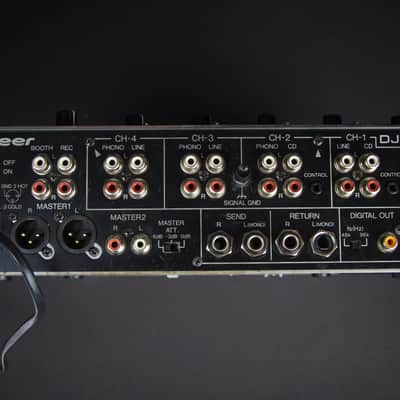 Pioneer DJM-700 DJ Mixer 4 Channels image 5