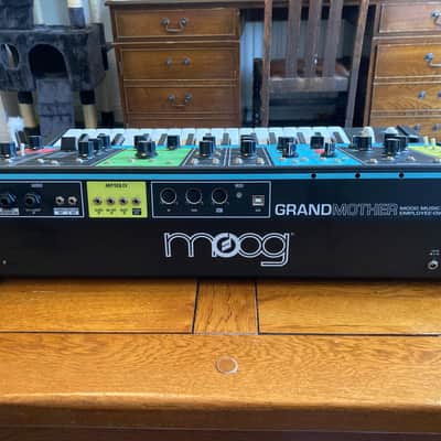 Moog Grandmother 32-Key Semi-Modular Analog Synthesizer 2018 - Present - Black / Multi-Colored Panel image 5