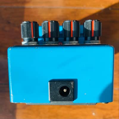 Boss VB-2 Vibrato (Black Label) 1982 - 1986 - Blue image 4