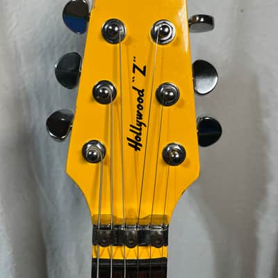 Dean Hollywood Z Early 1980s -  yellow and black image 9