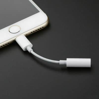 Nova Sound Lightning to 3.5 mm Audio Headphone Adaptor - Nova Sound Black image 4
