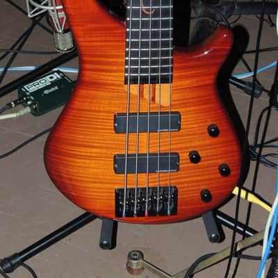 Warmoth Gecko Custom 5 String Bass 2000's Red Sunburst / Seymour Duncan P/Us image 15